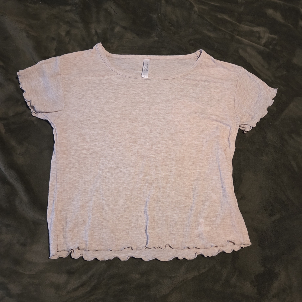Light Gray Ruffle Hem T-Shirt